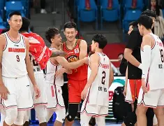 九游体育官网-转折点广东宏远复出首秀，意大利杯关键时刻攻防权衡，目标明确，临场指挥获称赞的简单介绍